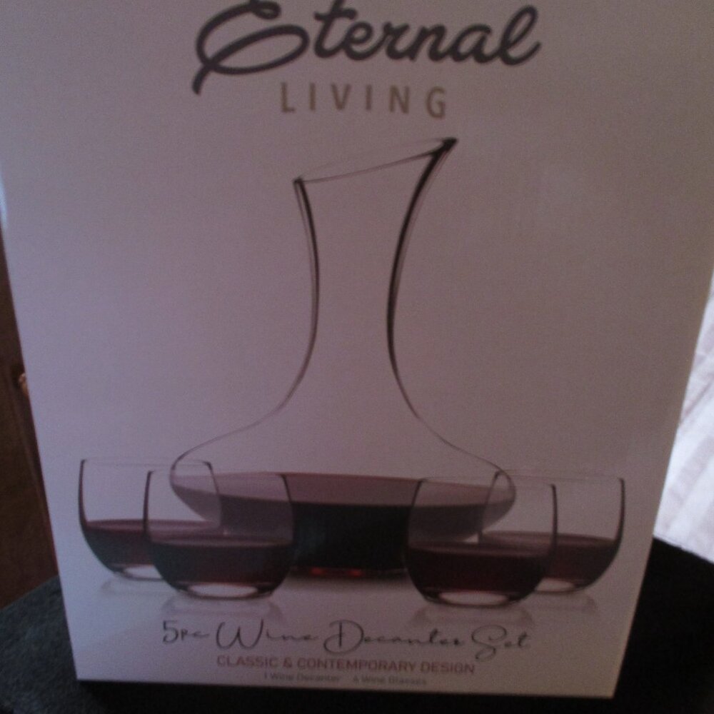 Eternal Living 5 Piece Wine Decanter Set Classic design NEW